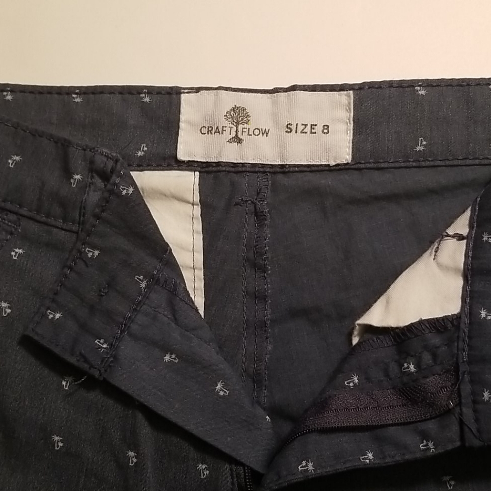 Craft Flow Boys Shorts. Size 8 - Picture 3 of 3